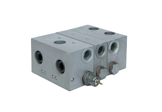 2.2V.04-0035 – Распределитель последовательной смазки (серия DPX), визуальный индикатор, 4 секции, 4